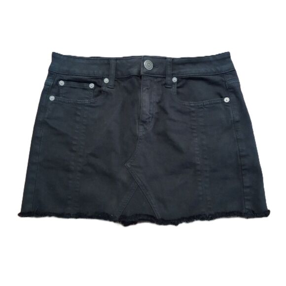 American Eagle Outfitters Dresses & Skirts - AMERICAN EAGLE Mini Jean Skirt Sz 4 Women's Black Stretch Denim Raw Hem